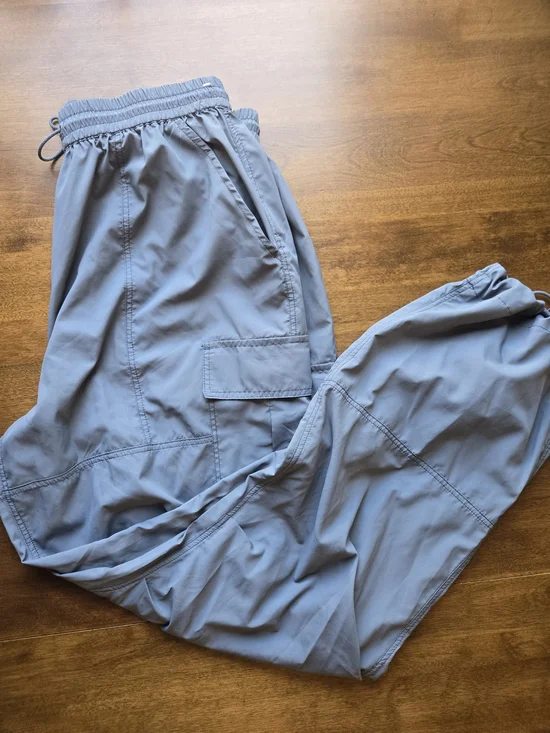 UGG Gray Cargo Pants Large Elastic Waist Lightweight Utility Streetwear - Picture 3 of 7